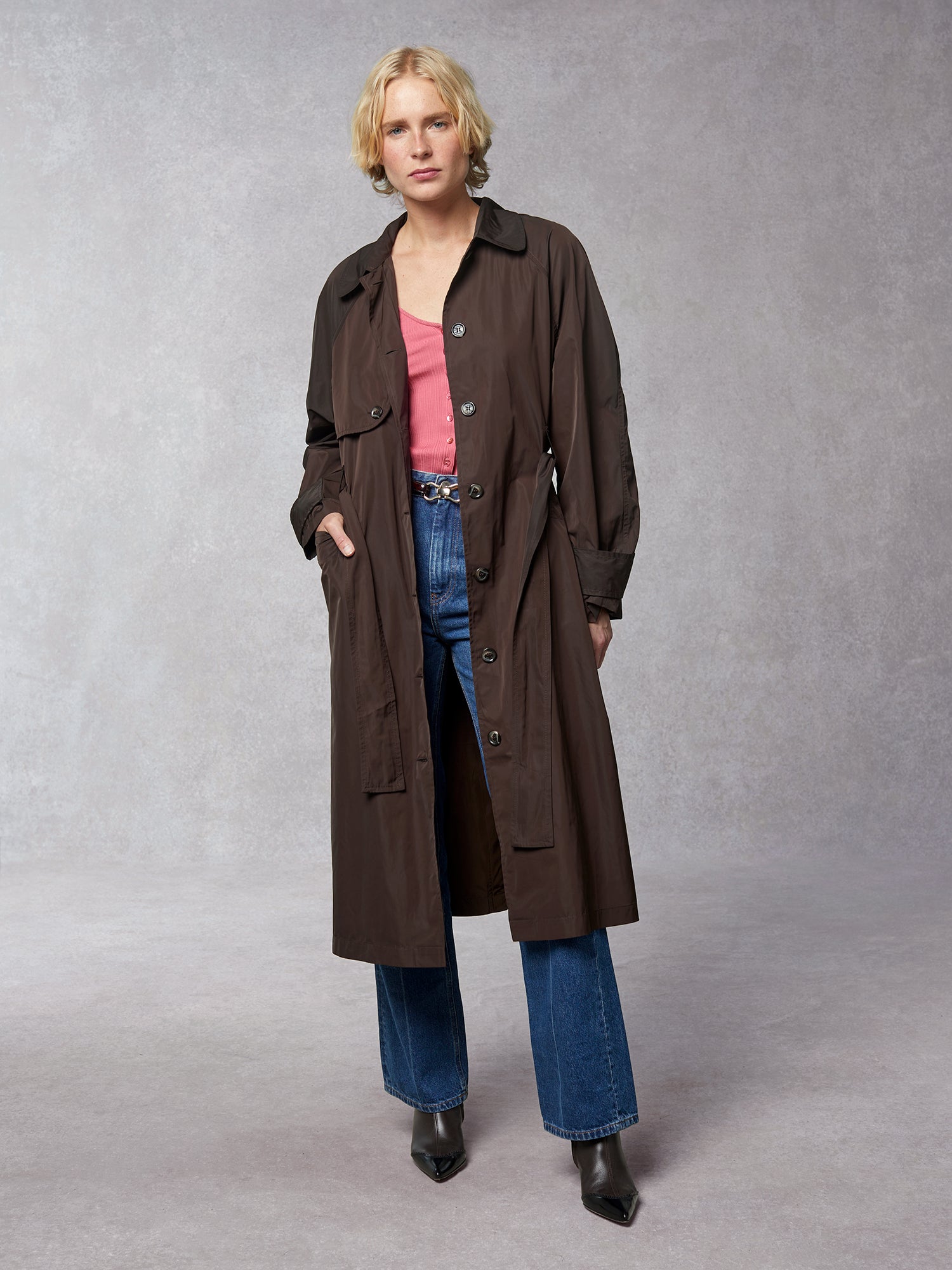 Long chocolate waterproof nylon trench | Rouje • Rouje Paris